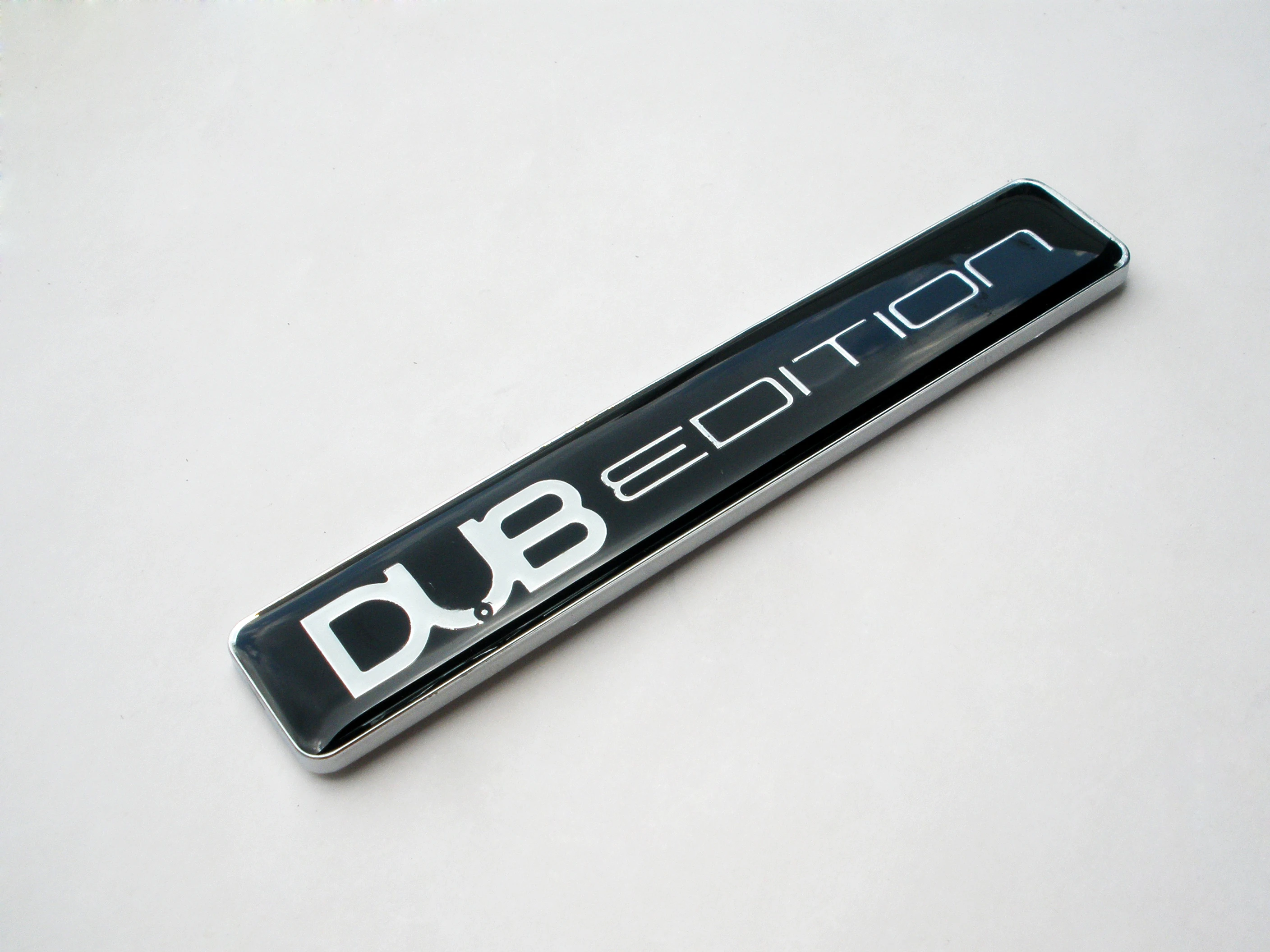 Golf Equipment Used - Хромированная эмблема Dub Edition для автомобилей